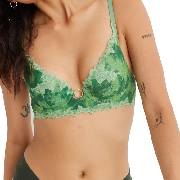 Aerie Lacy Strappy Bra Plunge Push Up Padded Mission Green 38DD NWOT - Picture 3 of 11